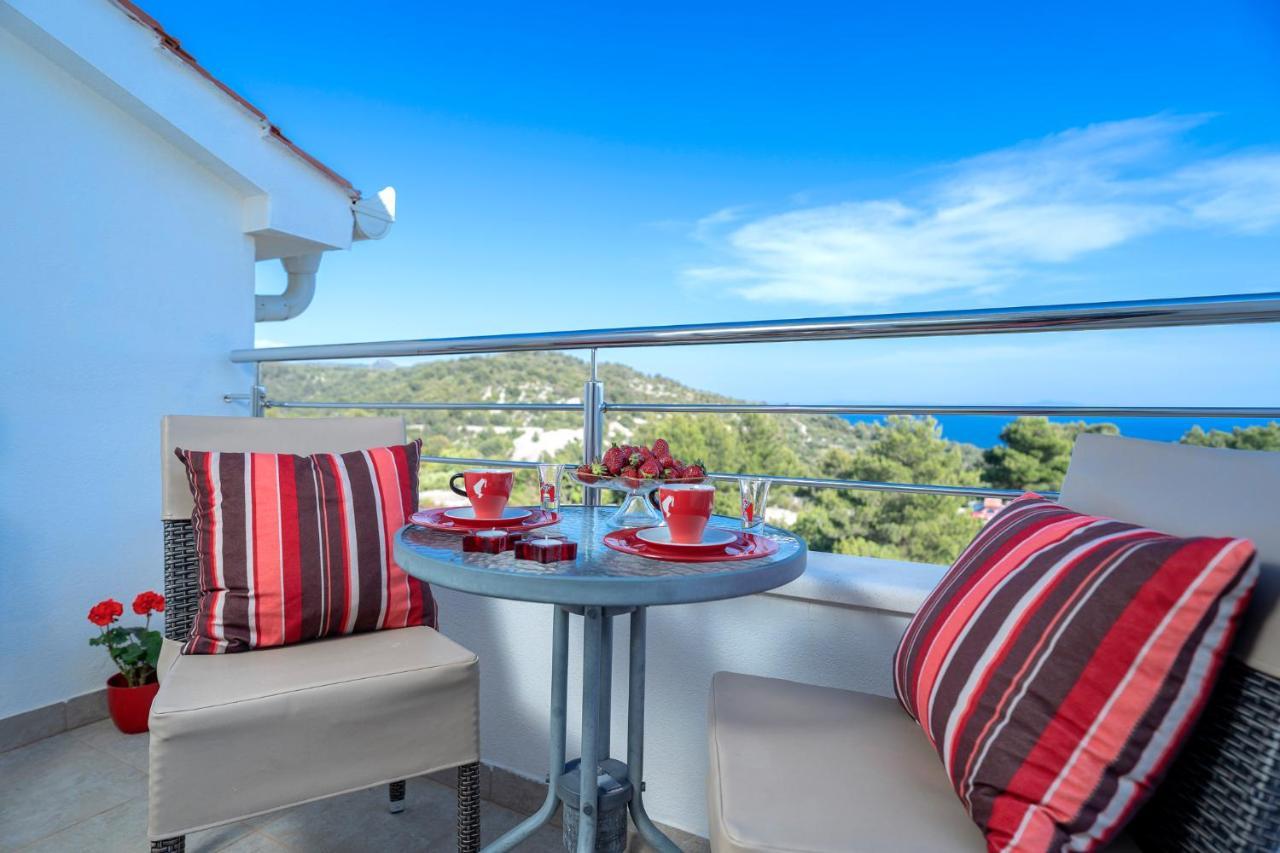 Villa Fio - Rooms & Studio Хвар Экстерьер фото