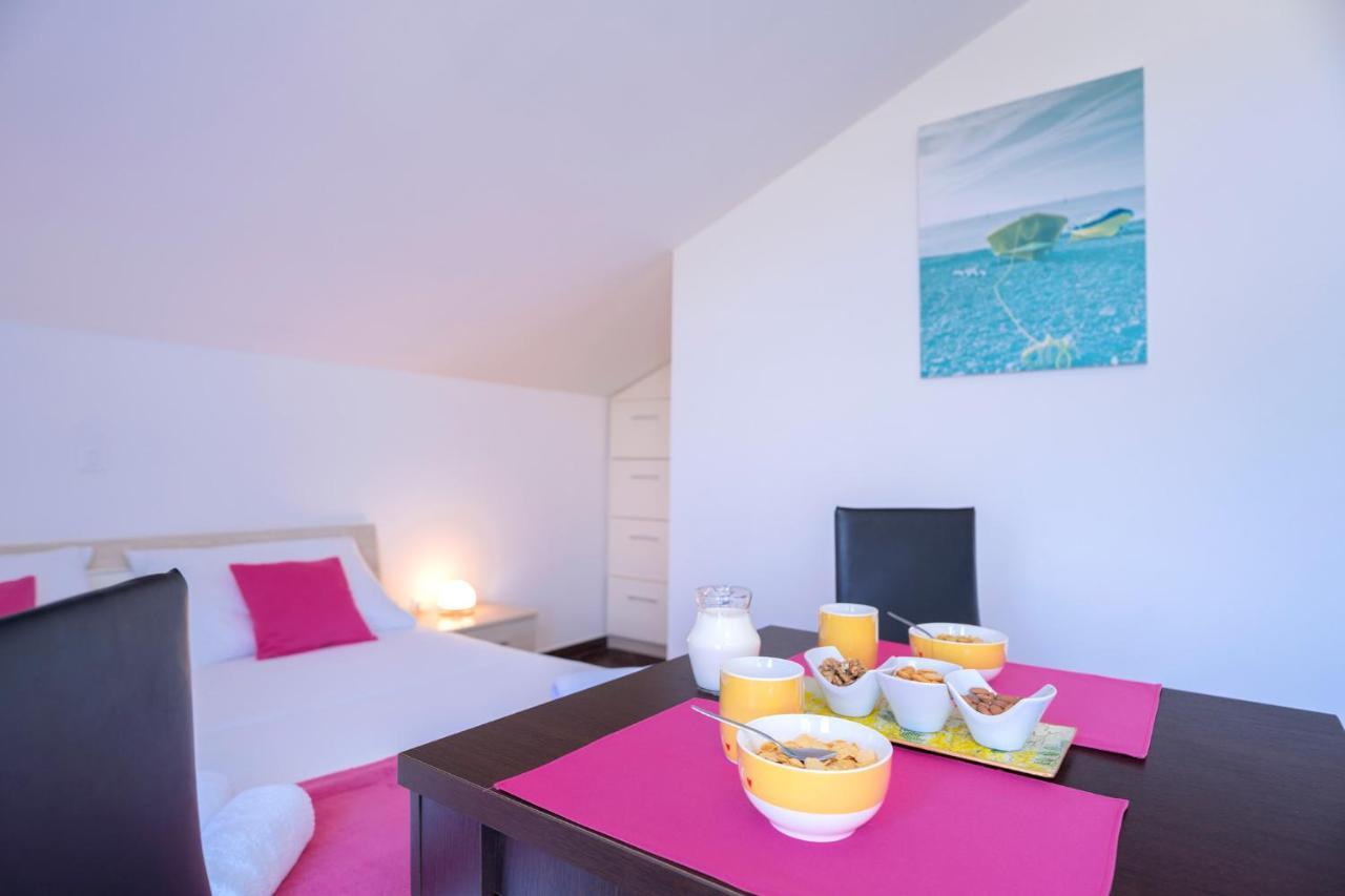 Villa Fio - Rooms & Studio Хвар Экстерьер фото