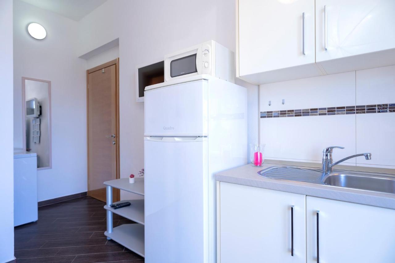 Villa Fio - Rooms & Studio Хвар Экстерьер фото