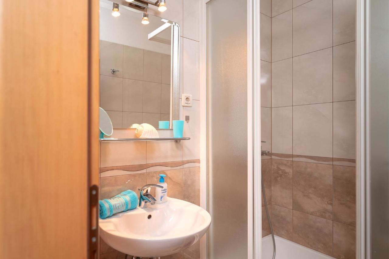 Villa Fio - Rooms & Studio Хвар Экстерьер фото